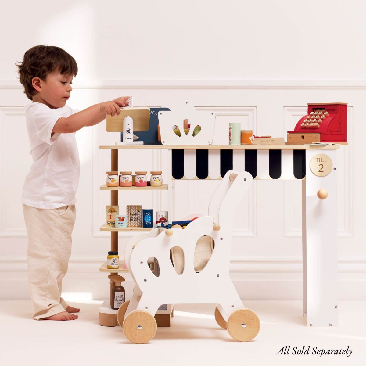 Le Toy Van Groceries Set & Scanner