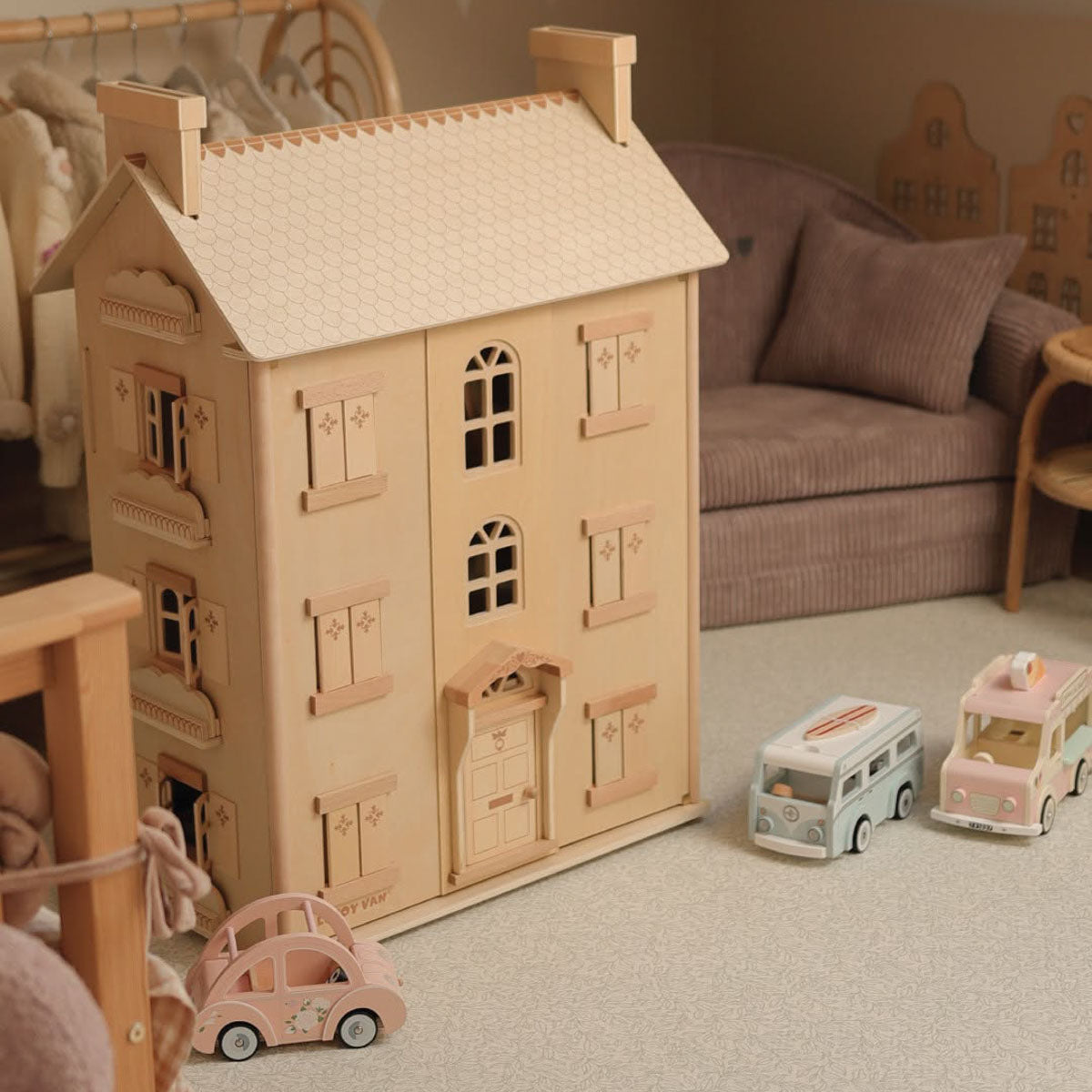Grand Natural Wood Dolls House