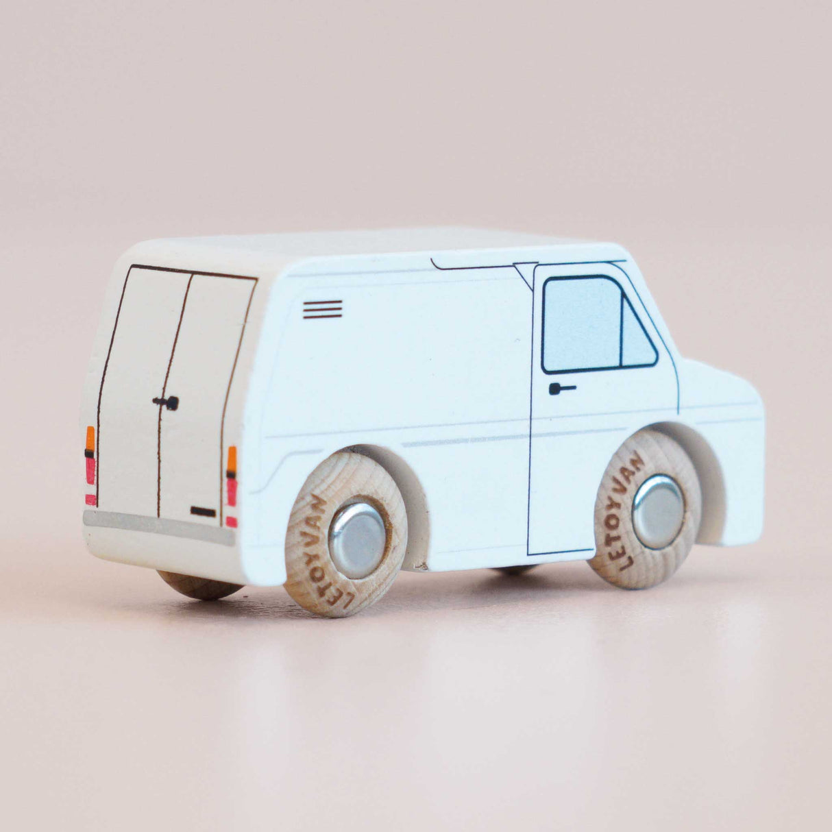 Wooden Matchbox Car, No. 32 GT175 Frank