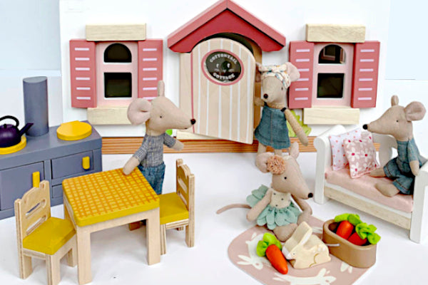 Dollhouse and furniture
