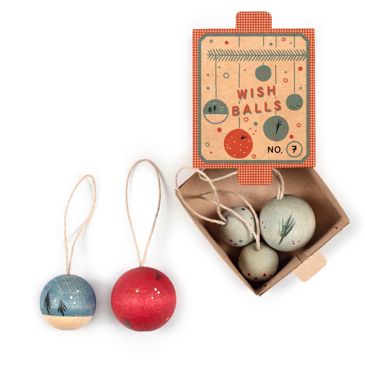 Grapat Wooden Ornament Set