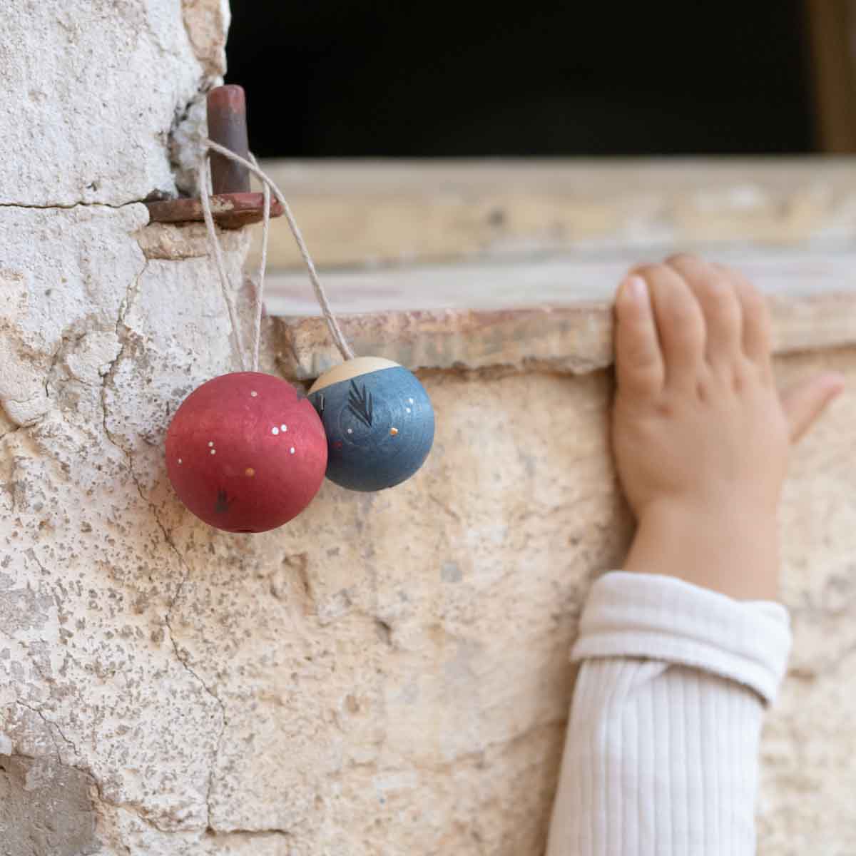 Grapat Wooden Ornament Set