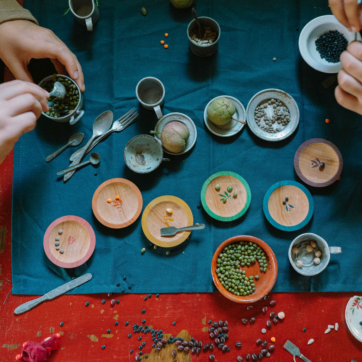 Grapat Wooden Dishes