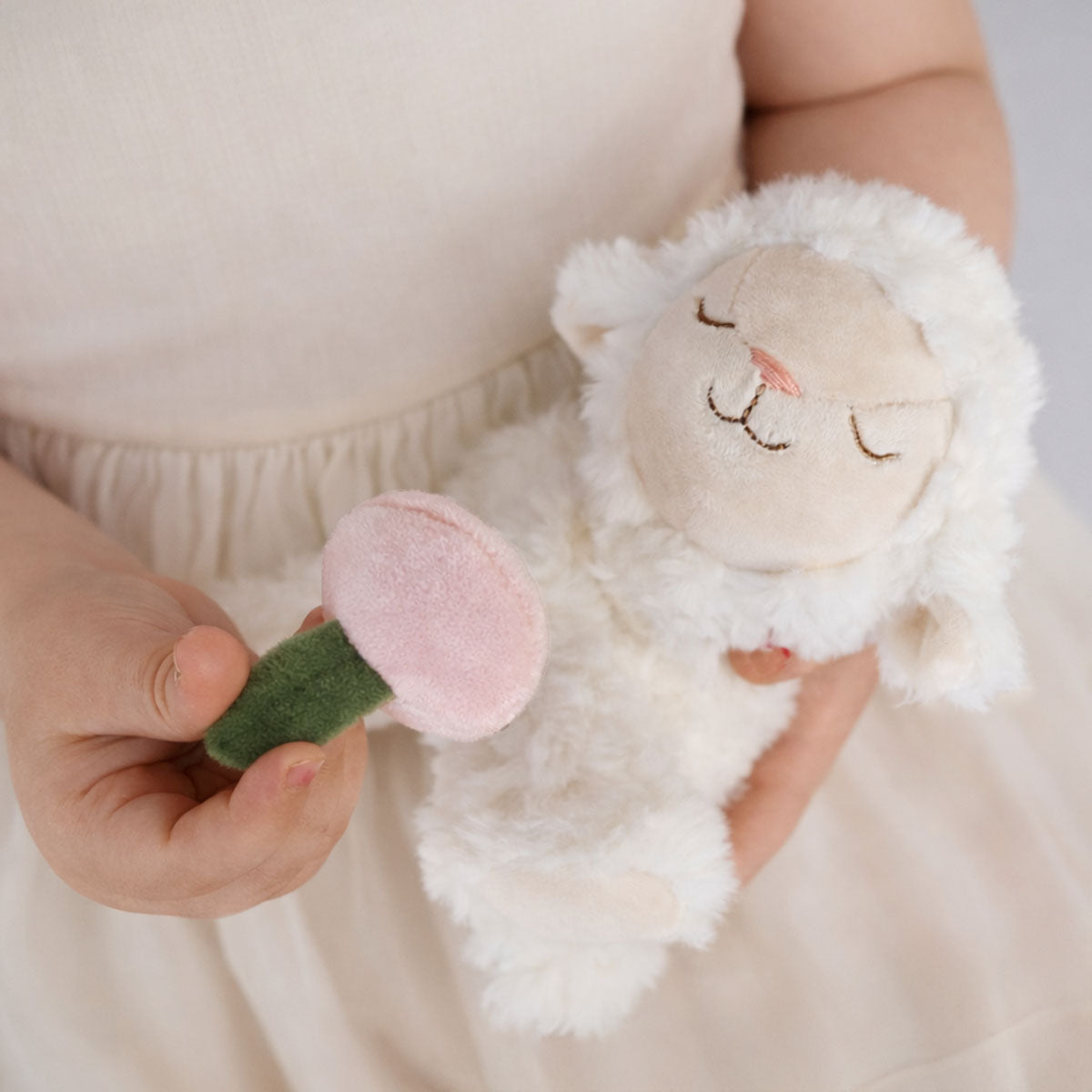 Olli Ella Binky Lamb