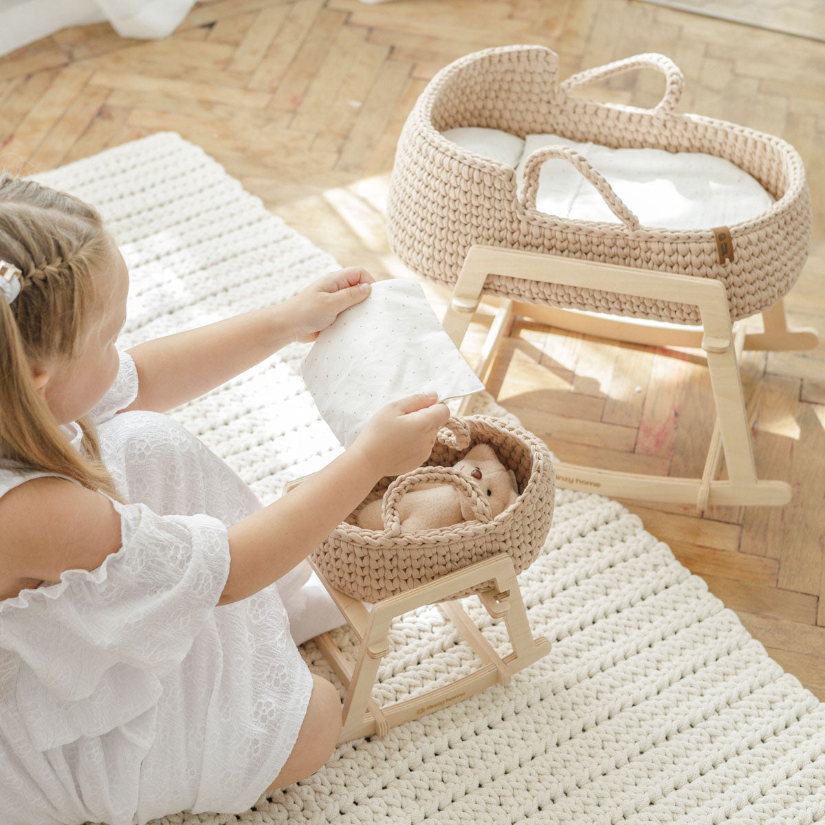 Mini Doll Moses Basket with Rocking Stand, Pearl