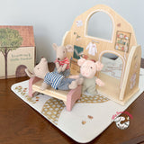 Little House of Doctor Bart the Pig