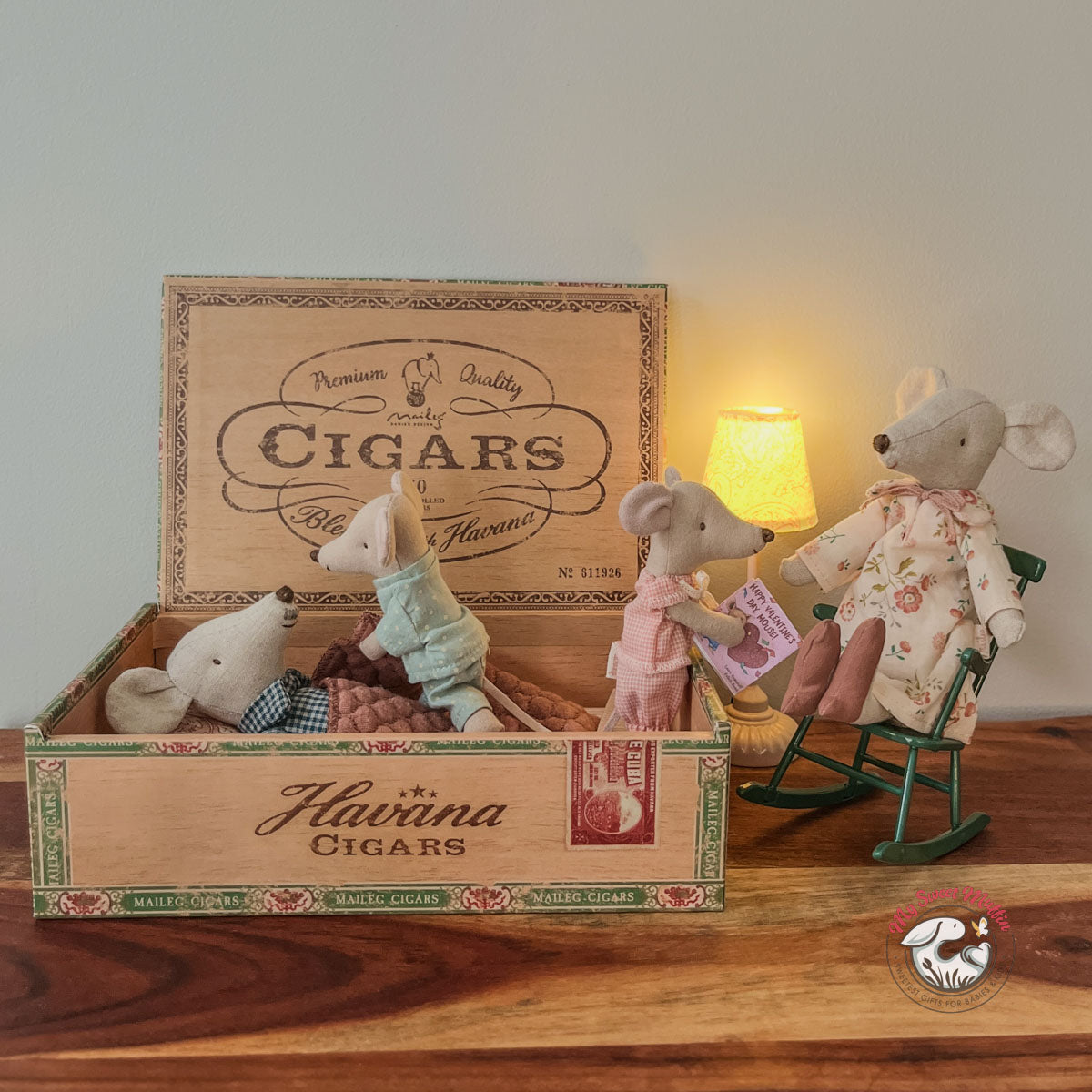 Maileg Grandma and Grandpa Mice in Cigar Box, 2026