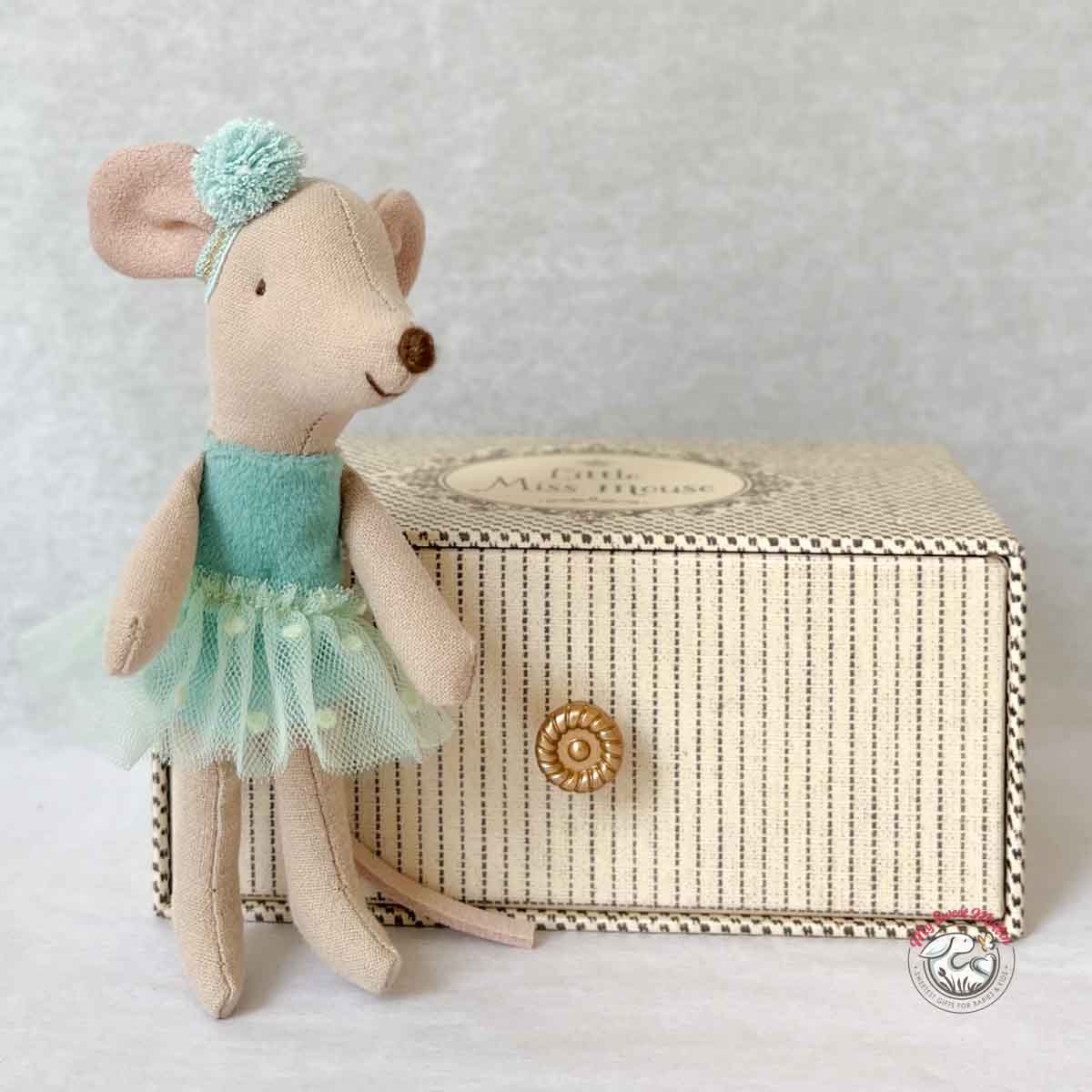 Maileg Little Sister Dancing Mouse in Daybed