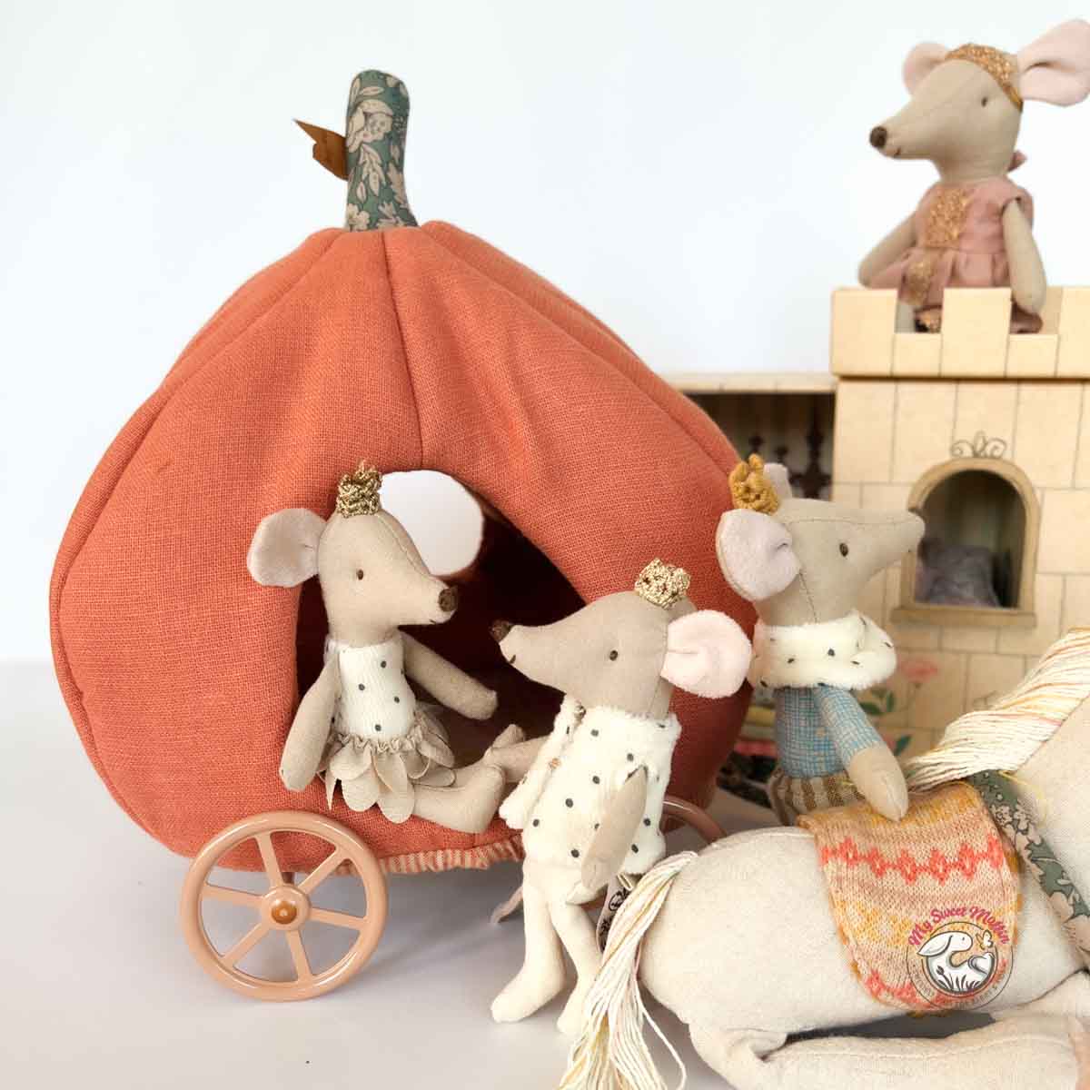 Maileg Royal Twin Little Sister and Brother Mouse in Box, 2025