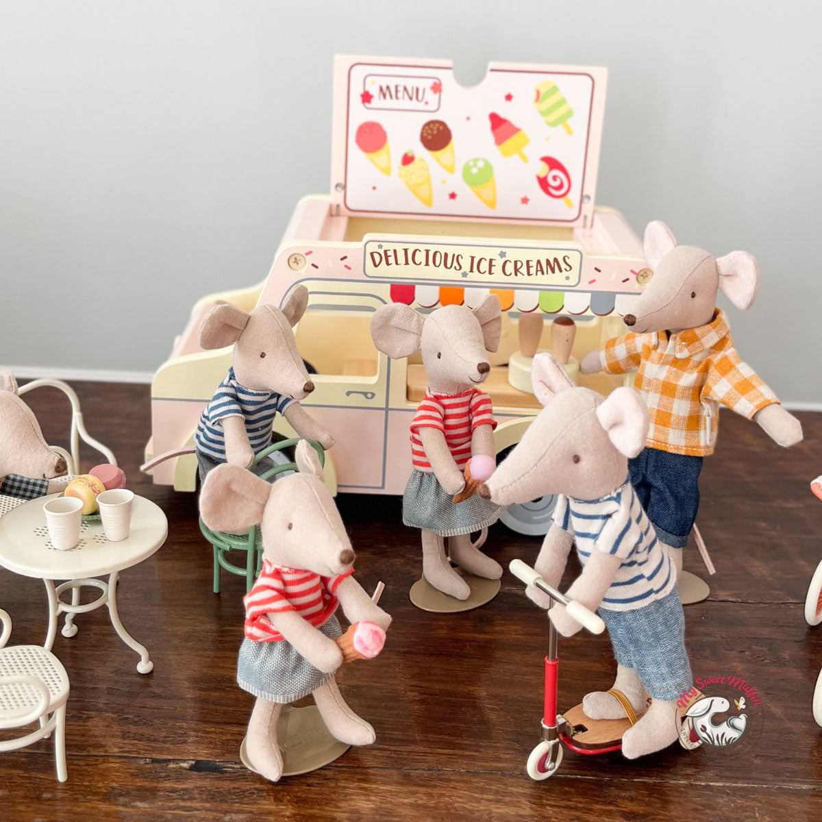 Maileg Mouse Doll Stand