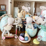 Maileg Easter Egg with Micro Rabbit, Small - Cream Yellow