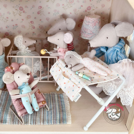 Maileg Dollhouse Changing Table for Baby Mouse, Off White