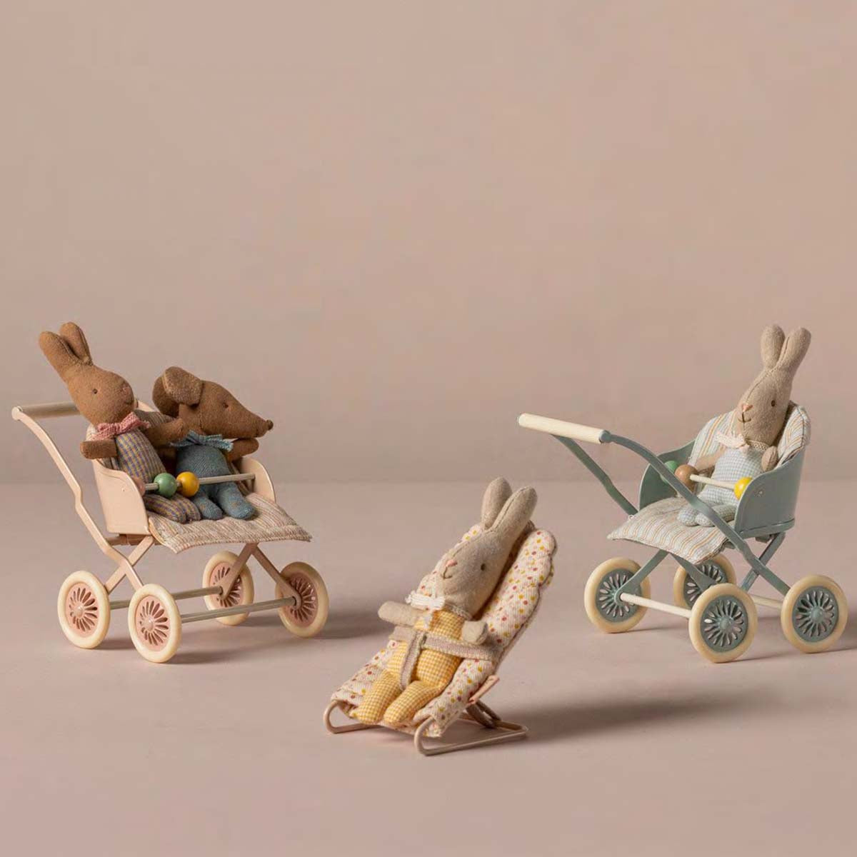 Maileg Stroller for Baby Mice, Rose