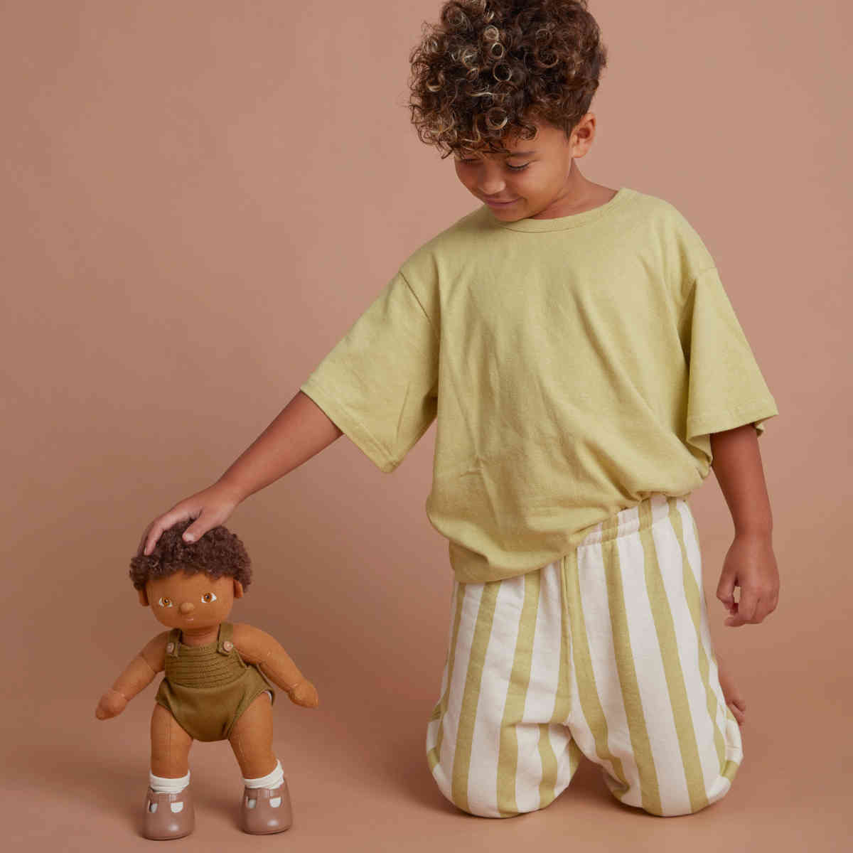 Olli Ella Dinkum Posable Dolls, Button