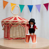 Olli Ella Holdie Circus Folks