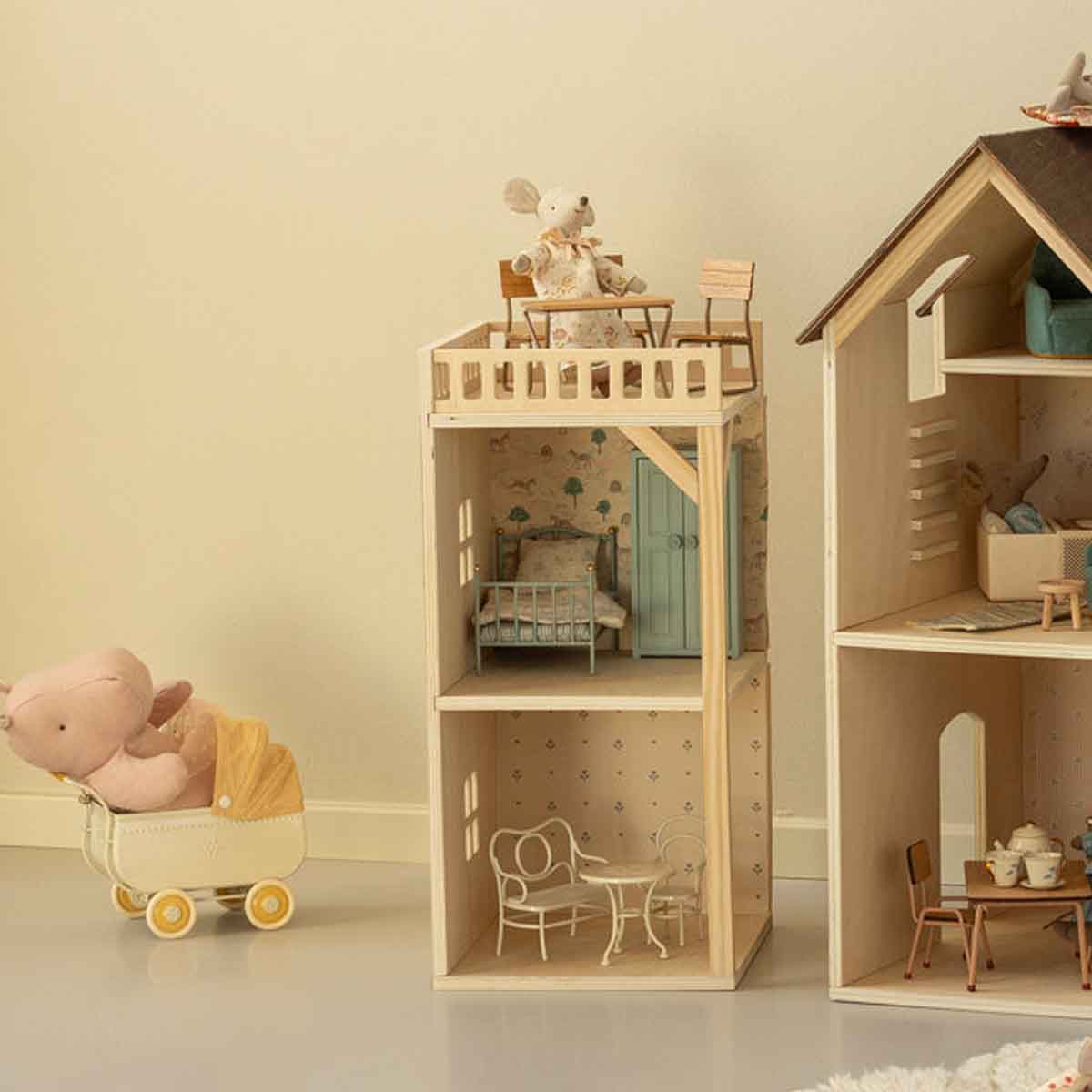 Maileg Wallpaper Set for Mouse Hole Farmhouse  Annex