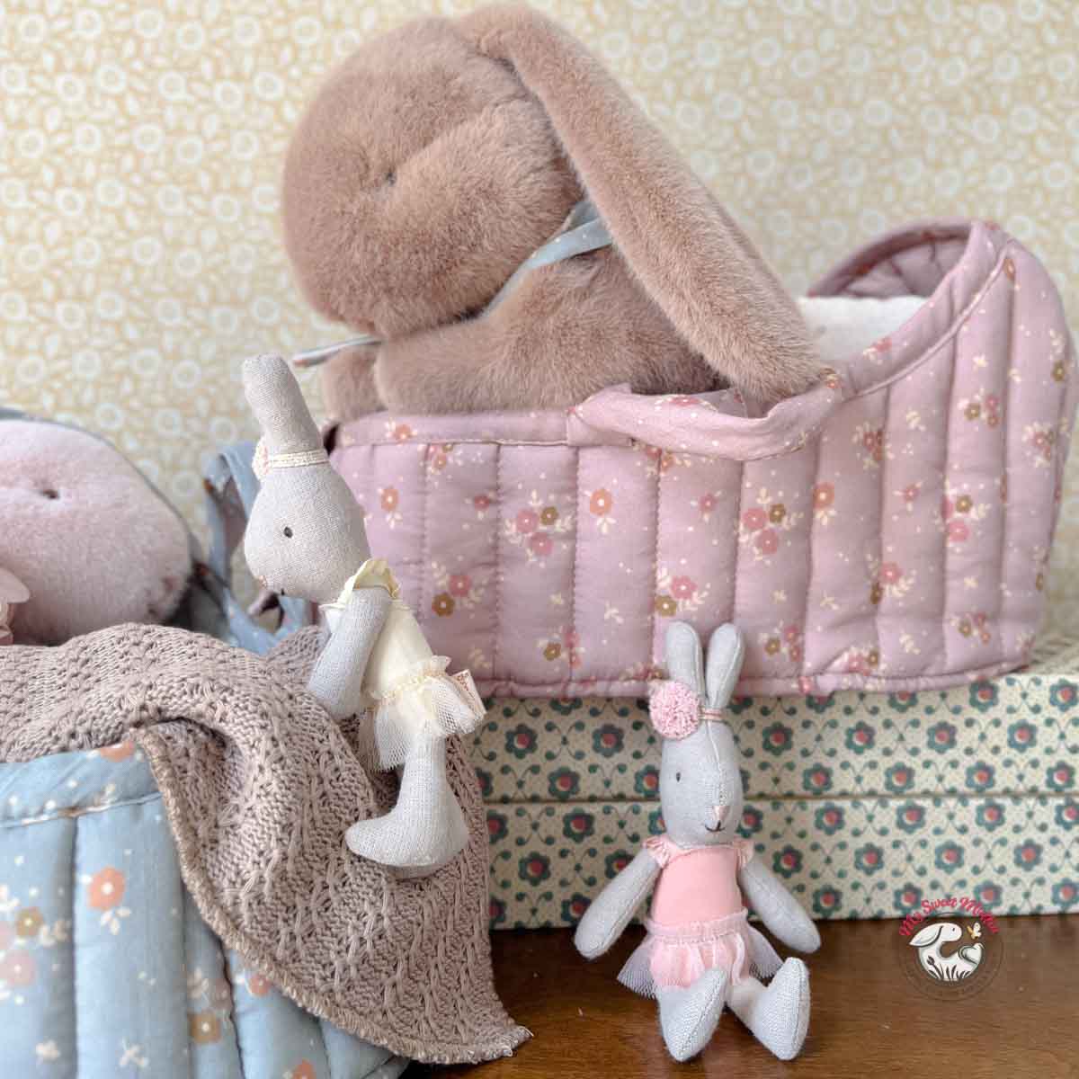 Maileg Large Carry Cot