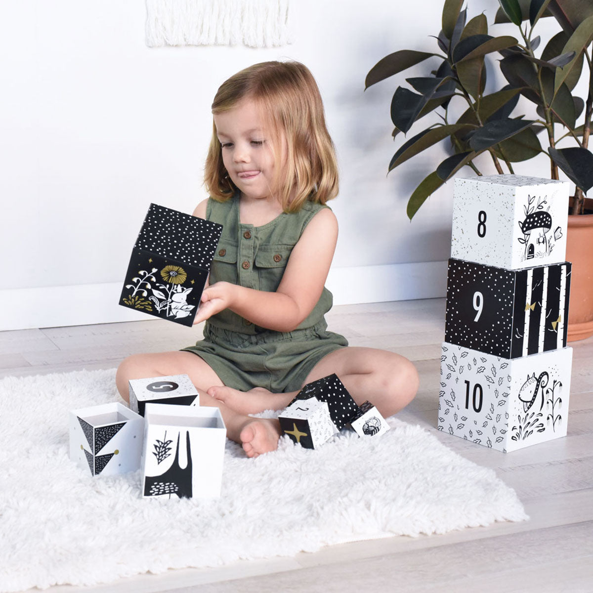 Wee Gallery Nesting Blocks, Woodland Numbers