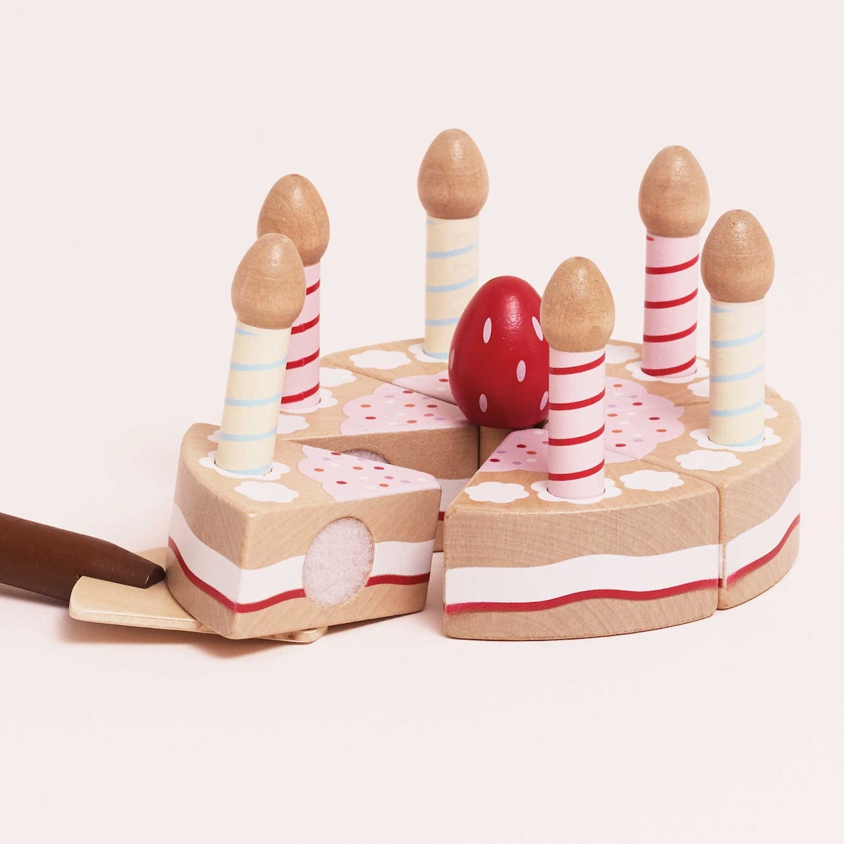 Le Toy Van Slicable Birthday Cake