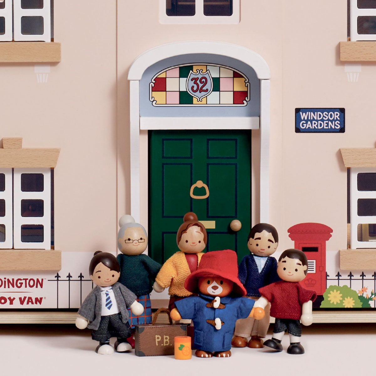 Le Toy Van Paddington™ & Family Wooden Doll Set