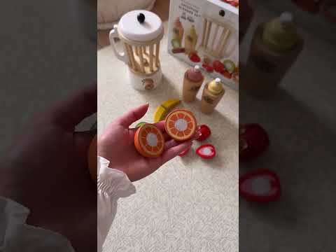 Le Toy Van Fruit & Smoothie Blender Set