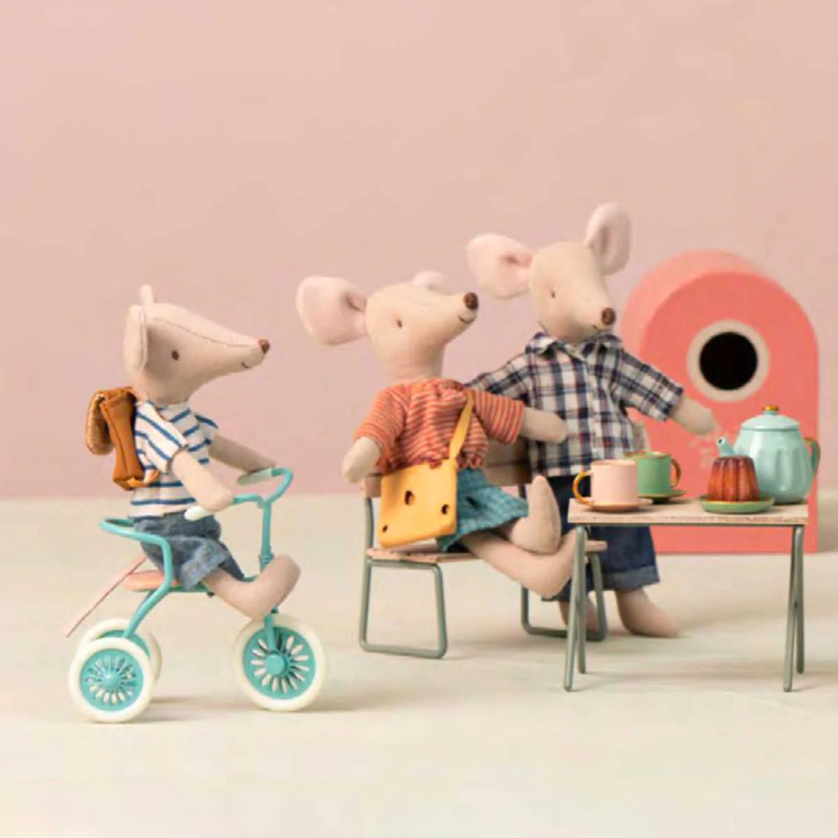 Maileg Tricycle Mouse outfit with Brown Bag for Big Brother/Sister Mouse