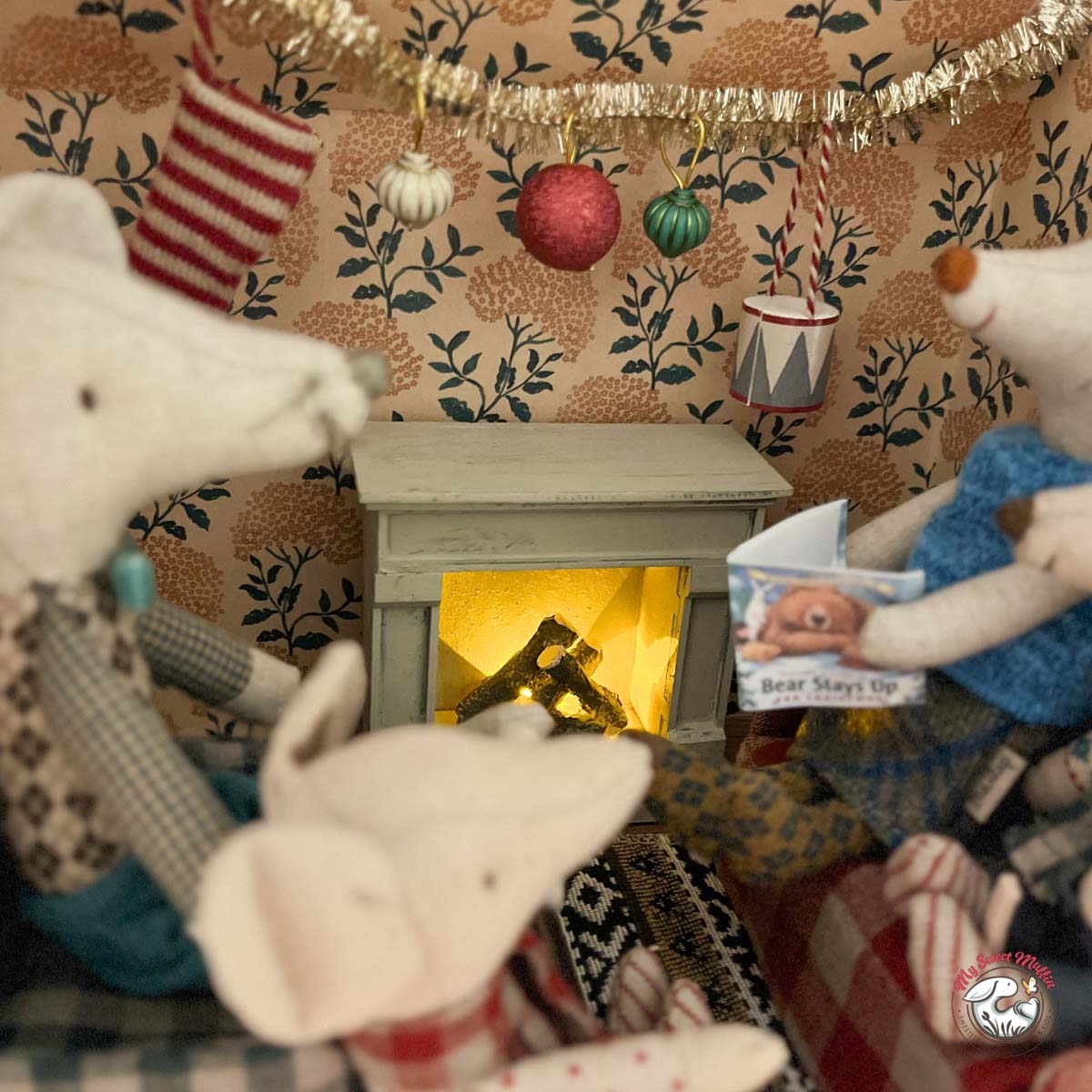 Maileg Doll House Christmas Garland (ships in July)