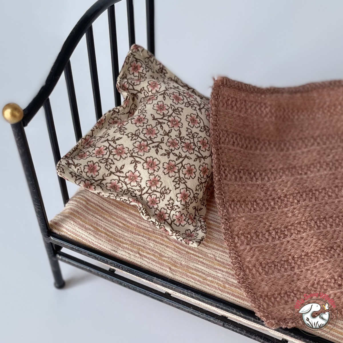 Maileg Mouse size Bed, Black - Final Sale