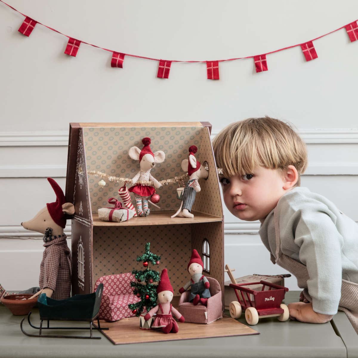 Maileg Doll House Christmas Garland (ships in July)